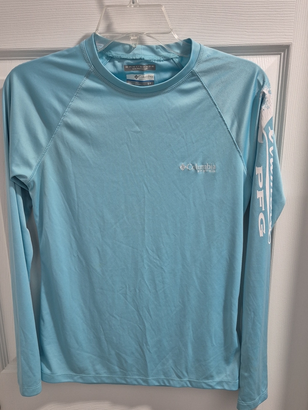 Columbia Light Blue Long-Sleeve PFG Sun Shirt